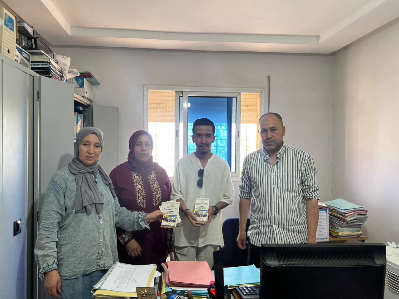 جمعية تيغزى أطلس للتنمية تواصل تنزيل الحملة الوطنية الثانية لإذكاء الوعي بحقوق الأشخاص في وضعية إعاقة من خلال حملة تحسيسية بمختلف الإدارات والمؤسسات بمريرت