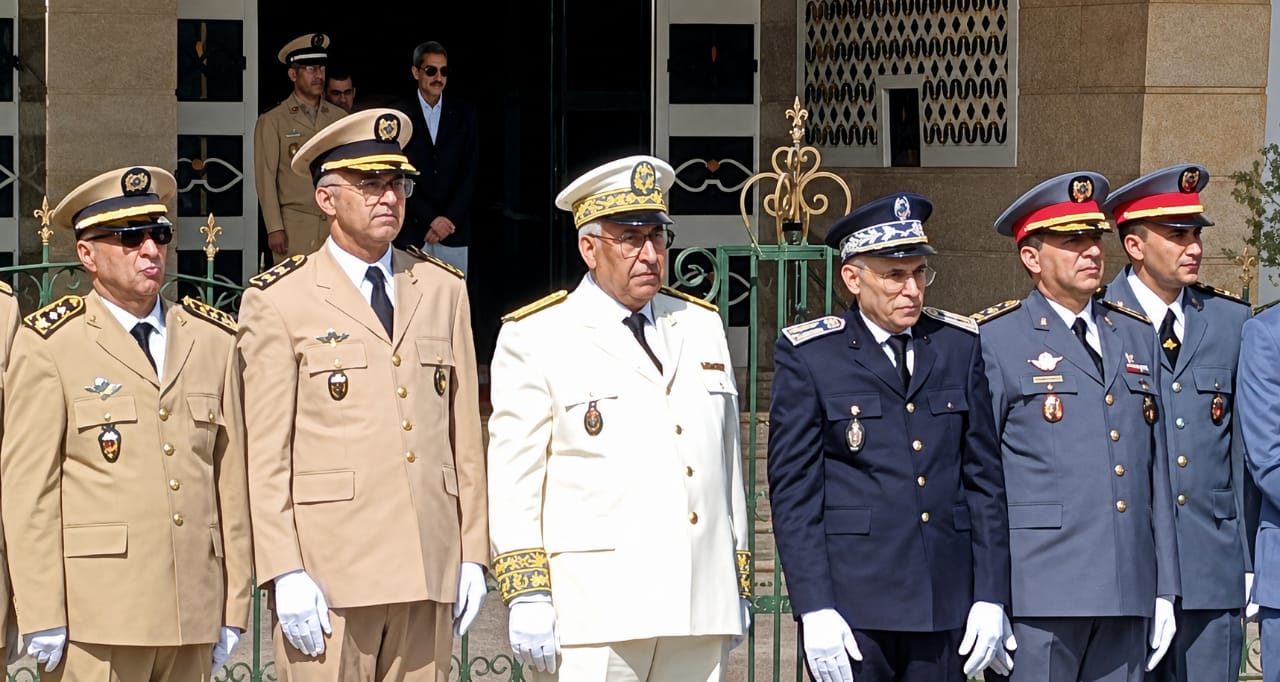 مكناس .. مراسم تحية العلم الوطني احتفاءً بالذكرى السابعة والعشرين لعيد العرش المجيد