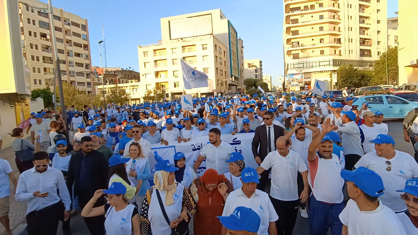 مكناس.. الطاهري يعود بقوة إلى الميدان في اكبر مسيرة حاشدة بحضور شوكي مكناس.. الطاهري يعود بقوة إلى الميدان في اكبر مسيرة حاشدة بحضور شوكي