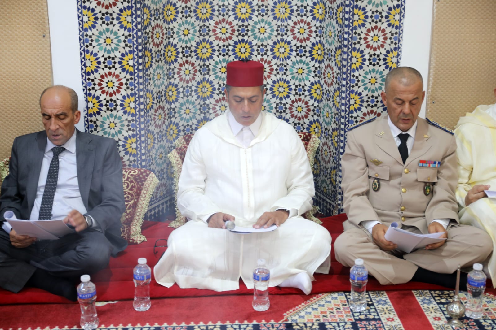 تازة تحيي الذكرى الـ28 لوفاة الملك الراحل الحسن الثاني بحفل ديني بمسجد سيدي عزوز تازة تحيي الذكرى الـ28 لوفاة الملك الراحل الحسن الثاني بحفل ديني بمسجد سيدي عزوز