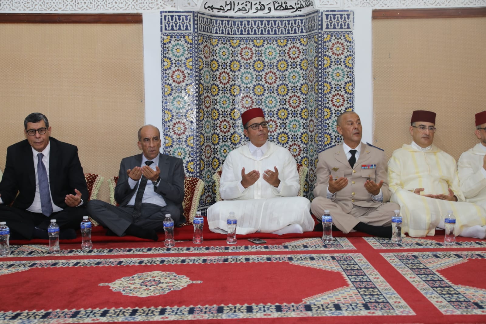 تازة تحيي الذكرى الـ28 لوفاة الملك الراحل الحسن الثاني بحفل ديني بمسجد سيدي عزوز تازة تحيي الذكرى الـ28 لوفاة الملك الراحل الحسن الثاني بحفل ديني بمسجد سيدي عزوز