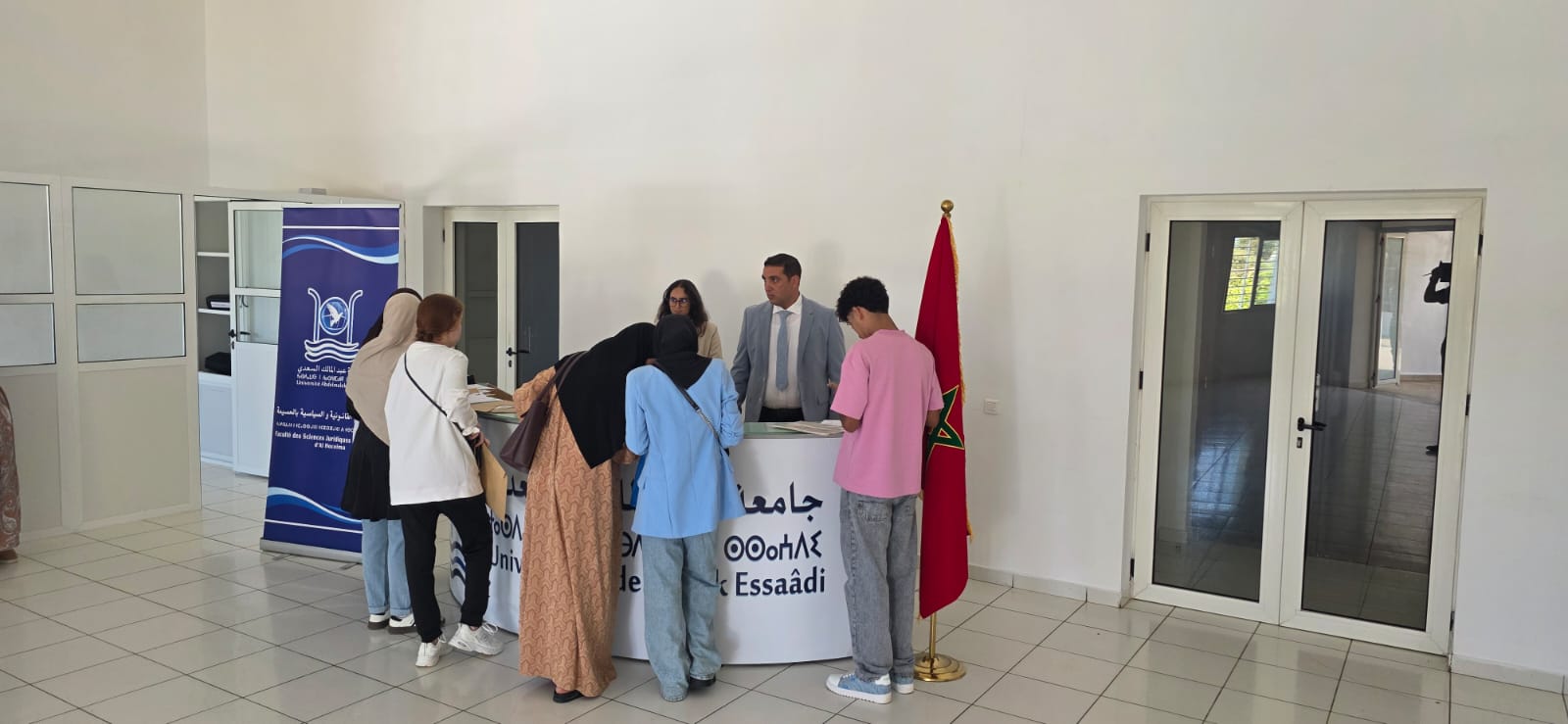 عملية التسجيل متواصلة بكلية العلوم القانونية والسياسية بالحسيمة